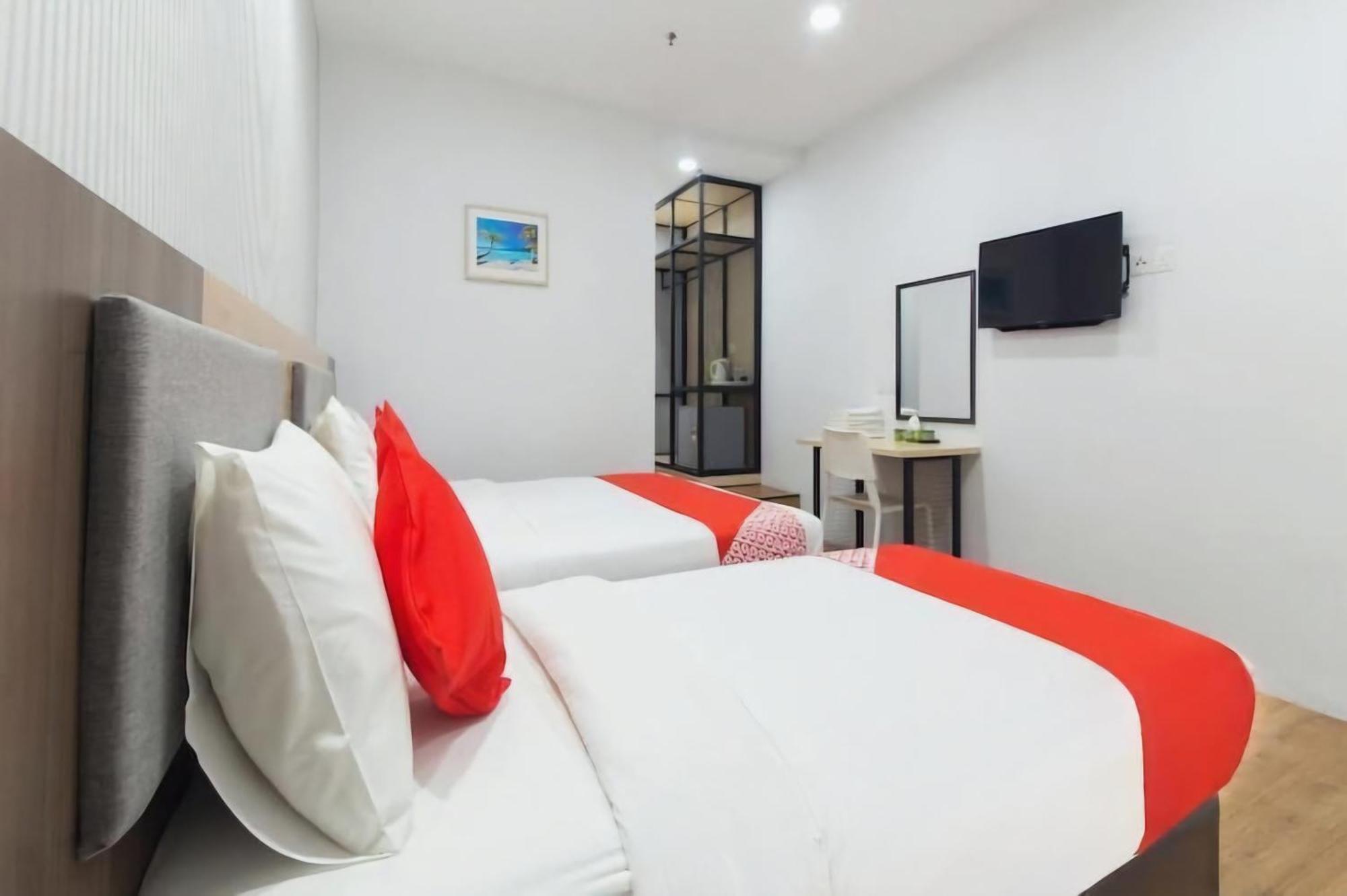 Agape Hotel Selayang Batu Caves Экстерьер фото